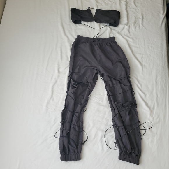 PrettyLittleThing Women Gray Shell Bralet Sweatpants Set Size 8 Babydoll Utility - Picture 8 of 13